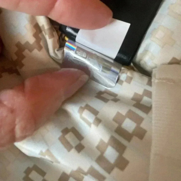 The North Face Reversible Girls Puffer Faux Fur Jacket Sz 18 Cream Ski Winter - Picture 12 of 12